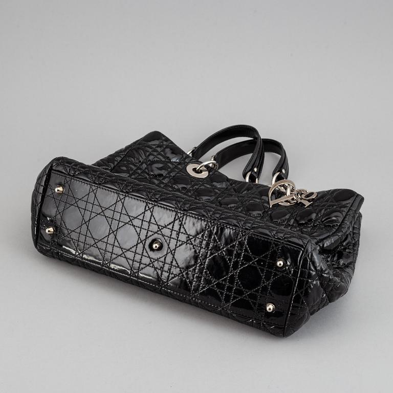 CHRISTIAN DIOR, a 'Lady Dior shopping bag'.