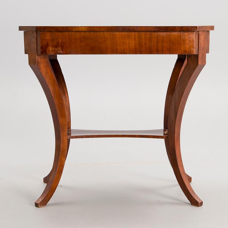 SALONGSBORD, mahogny, Ryssland 1830-tal.