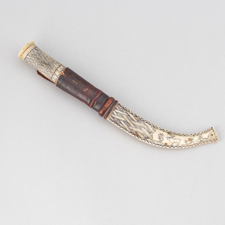 SAMEKNIV, renhorn, signerad AW och daterad 1931.