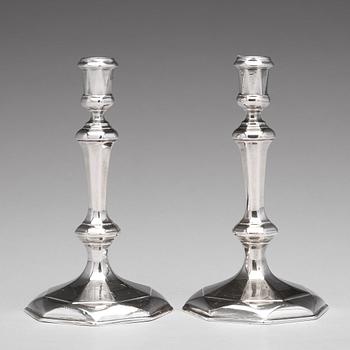 Thomas Merry I, ljusstakar, ett par, silver, London 1712.
