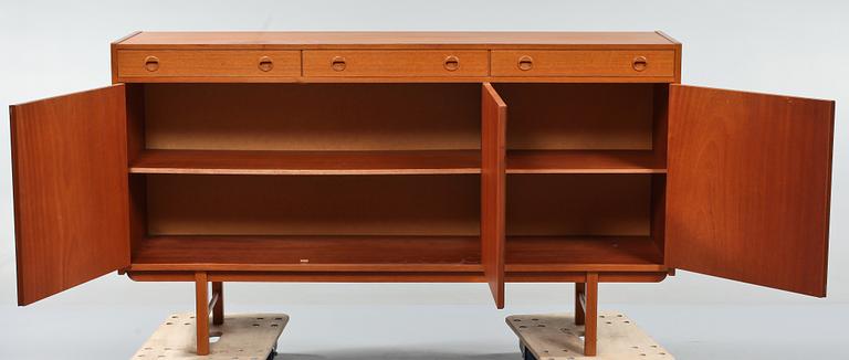 SIDEBOARD, 1900-talets andra hälft.