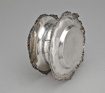 SÅSSKÅL, silver, E G Öström, Gävle 1852. Totalvikt 418 g.