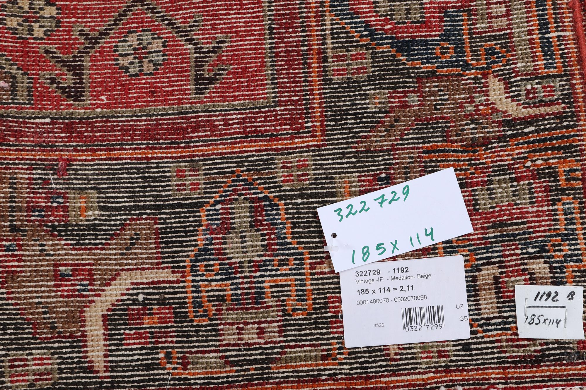 A rug, Persian, Vintage Design, ca 185 x 114 cm.