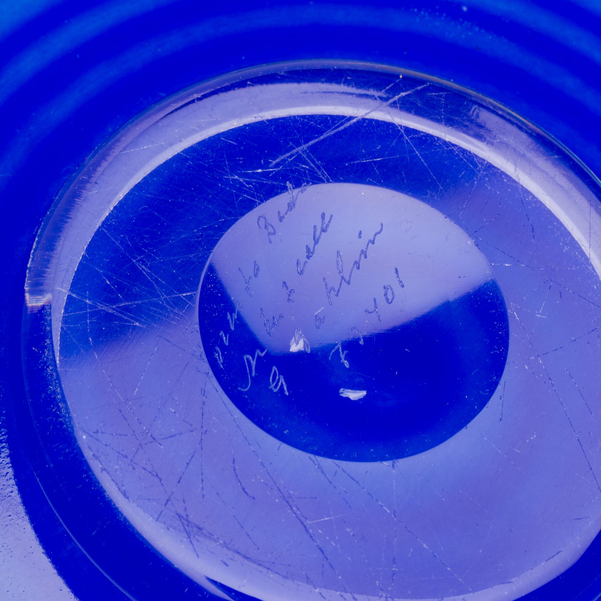 SKÅL samt FAT, Kosta Boda, Bertil Vallien och Gunnel Sahlin, 1900-talets senare del.