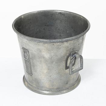 Sylvia Stave, vinkylare, tenn, C.G. Hallberg, Stockholm 1929.