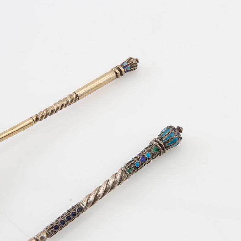 Spoons 2 pcs Russia silver and enamel 1908-26.