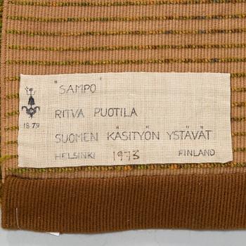 Ritva Puotila, ryijy, malli Suomen Käsityön Ystävät. Noin 187x125 cm.