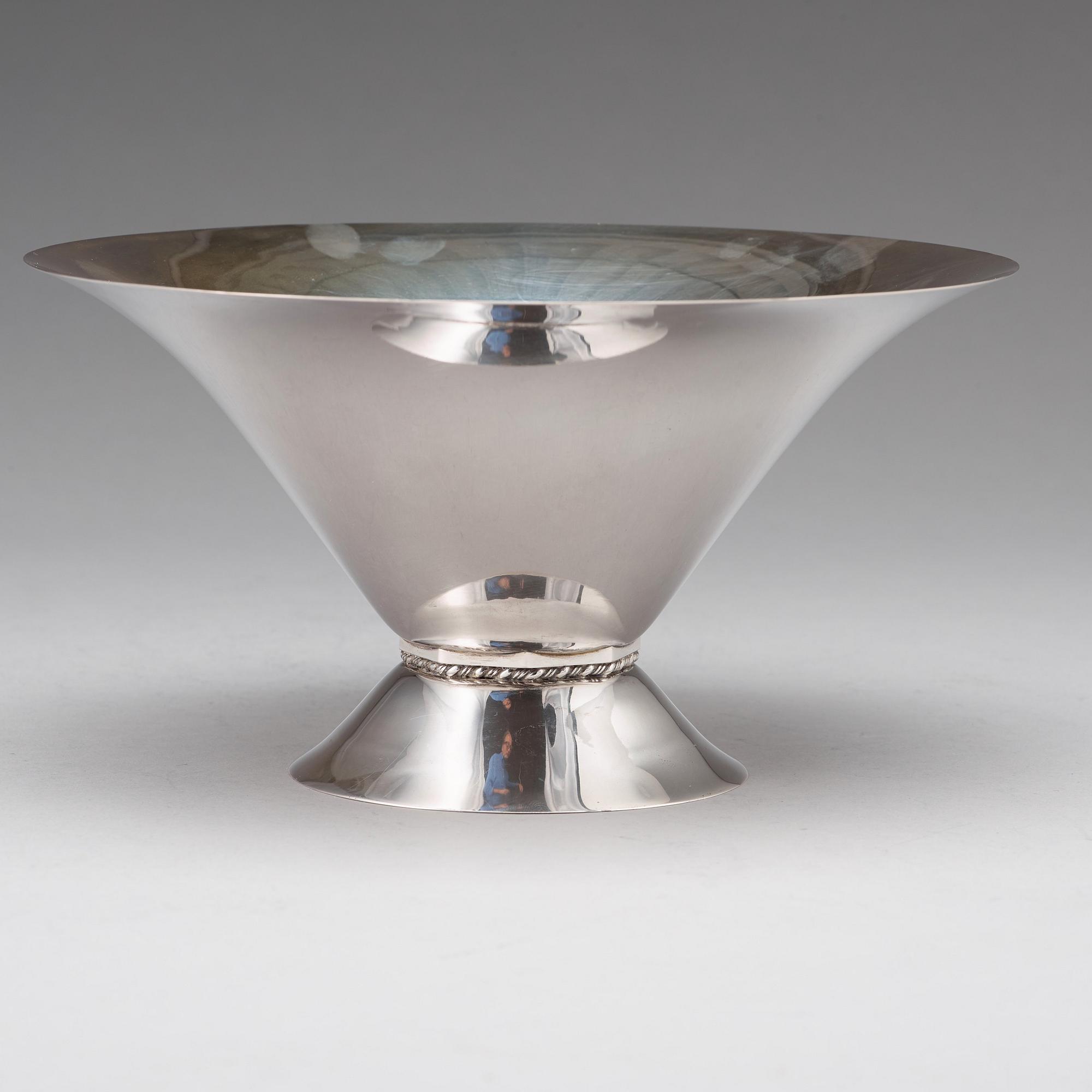 Wiwen Nilsson, skål, Lund 1929, silver.