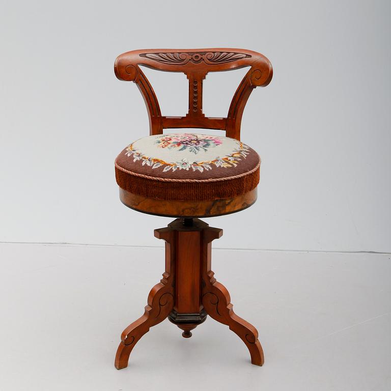 PIANOSTOL, 1800-talets andra hälft.