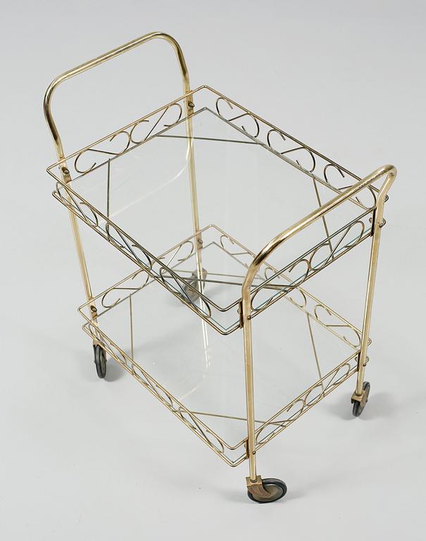SERVERINGSVAGN, mässing och glas, 1900-tal.
