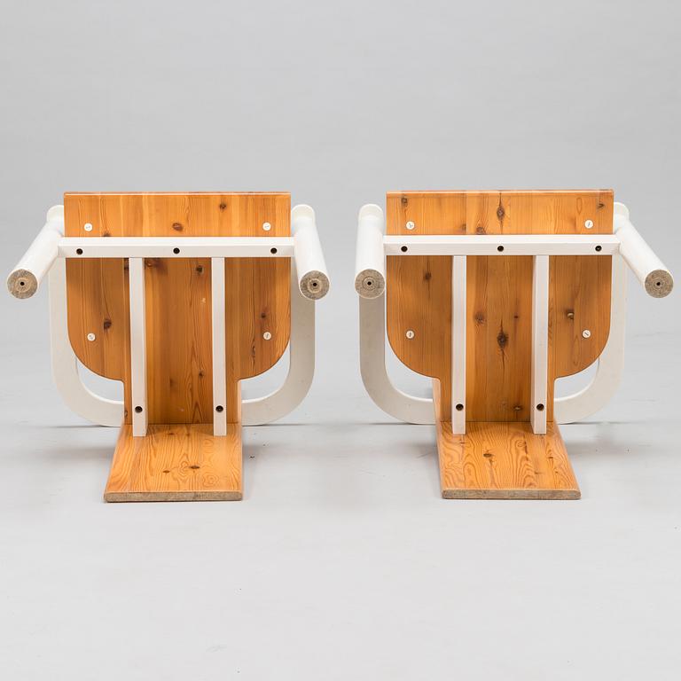 EERO AARNIO, A 1980's 'Viking' table and nine chairs for Pan Puu.