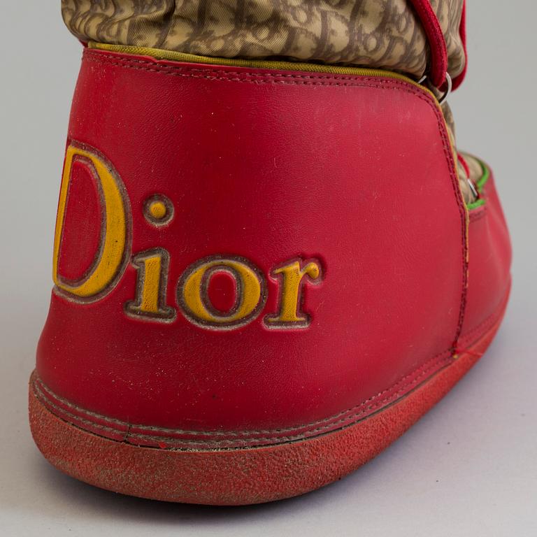 MOONBOOTS, Christian Dior, storlek 41-43.