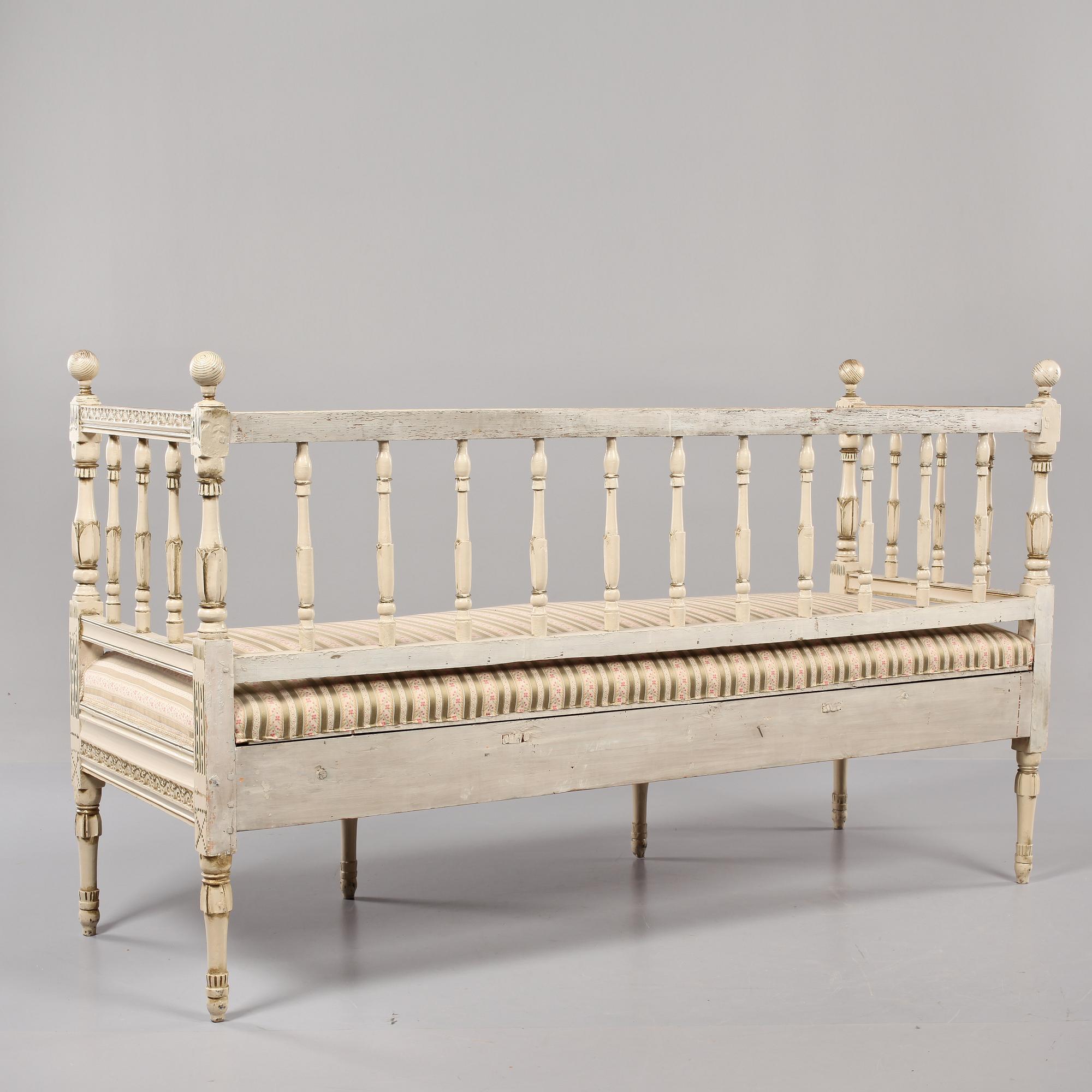 SOFFA, sengustaviansk, 1800-talets första hälft.