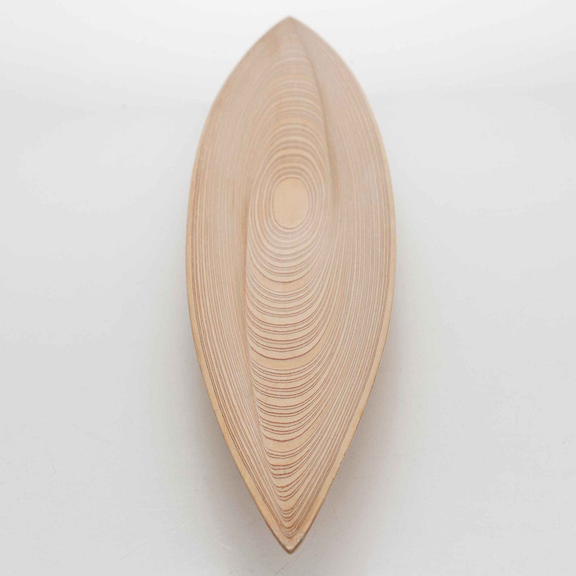 Tapio Wirkkala, A plywood dish, unsigned.