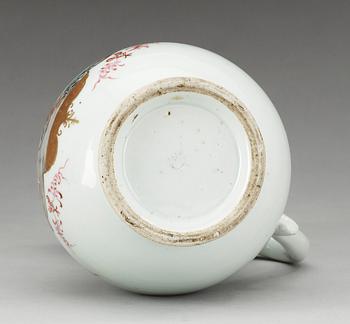 KANNA med LOCK, kompaniporslin med samtida förgylld silvermontering. Qing dynastin, Qianlong (1736-95).