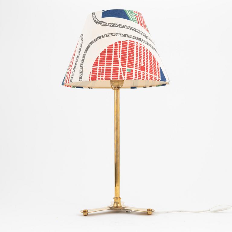 Josef Frank, a model 2467 table , Firma Svenskt Tenn.