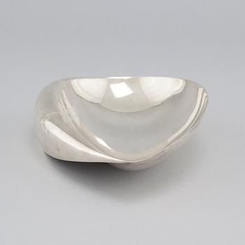TAPIO WIRKKALA, a silver bowl, Hopeakeskus Tavastehus, model "Lieve", 1955.