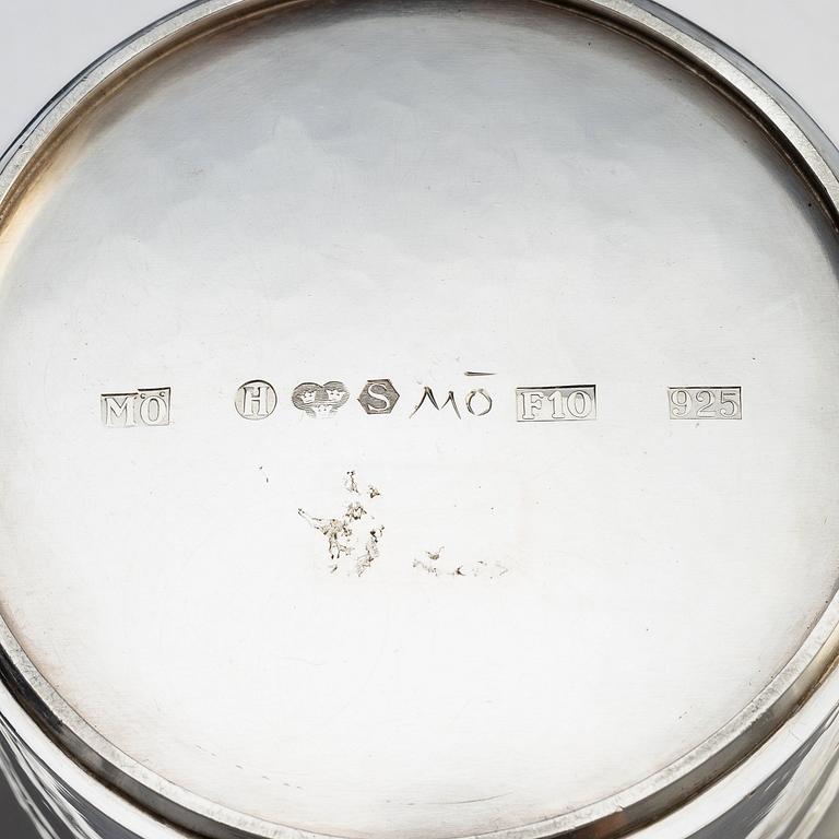 Martin Öhman, a sterling silver jar with lid, silver and amethyst, Halmstad 1980.