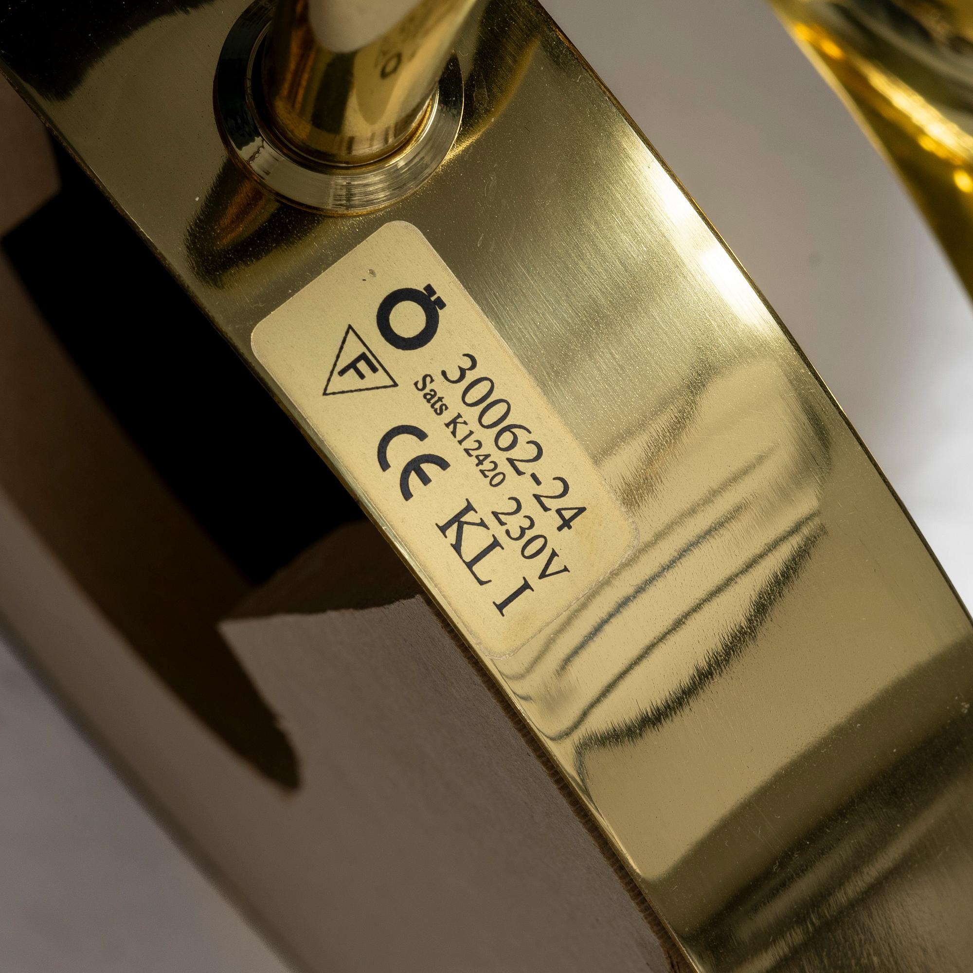 Josef Frank, vägglampor, ett par, modell 2389, Firma Svenskt Tenn.