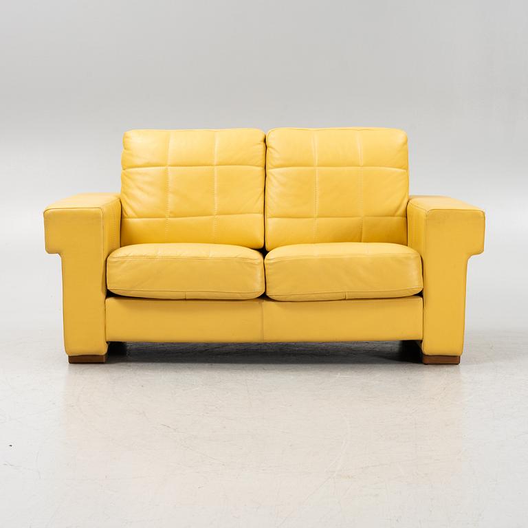 A sofa, Futura, later part of the 20th Century.