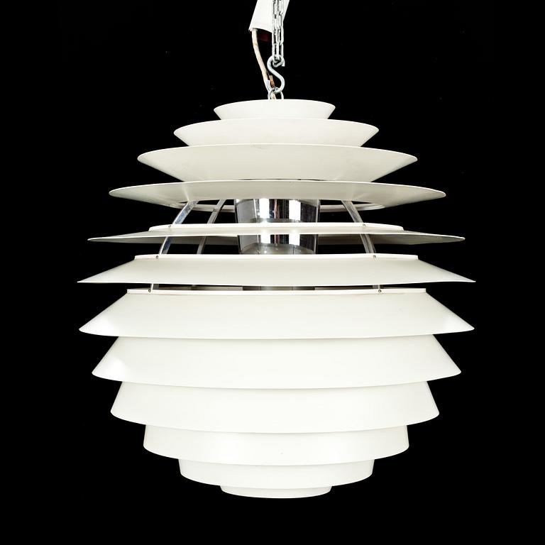 TAKLAMPA, "PH Globe", Poul Henningsen för Louis Poulsen. Höjd 60 cm.
