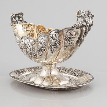 Jardinjär med fat, sterlingsilver, Grekland, 1900-tal.