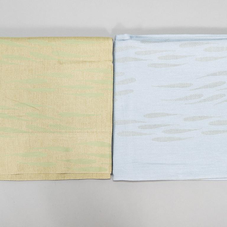Dora Jung, borddukar, 8 st, "Fiskstim", linnedamast, Tampella, 1971-1979.
