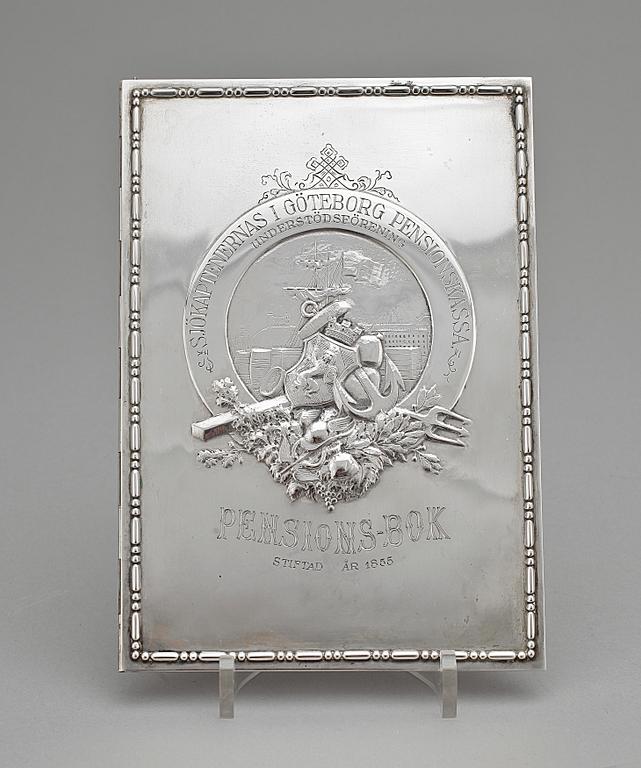 PRAKTPÄRM, silver, CG Hallberg, Stockholm 1926. Vikt ca 530 gr.