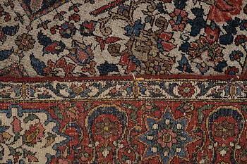 Rug, semi-antique Bakhtiari ca 208 x 126 cm.