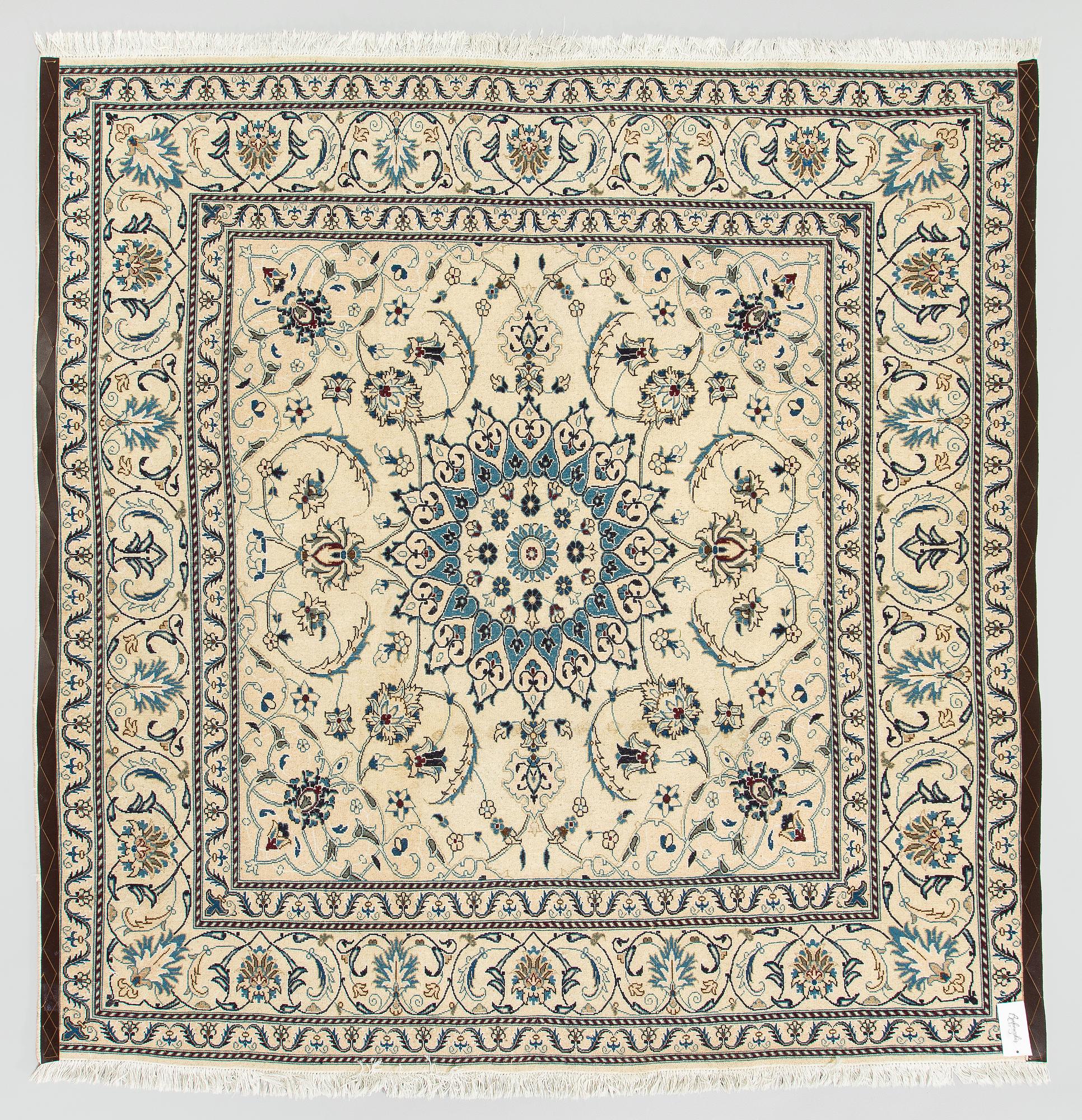 A Nain carpet, ca. 194 x 194 cm.