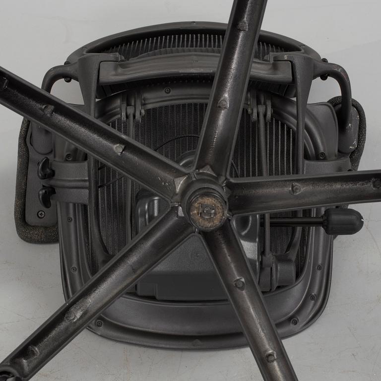 A "Aeron" office chair by Don Chadwick/ Bill Stumpf for Herman Miller, 20th/21st century.