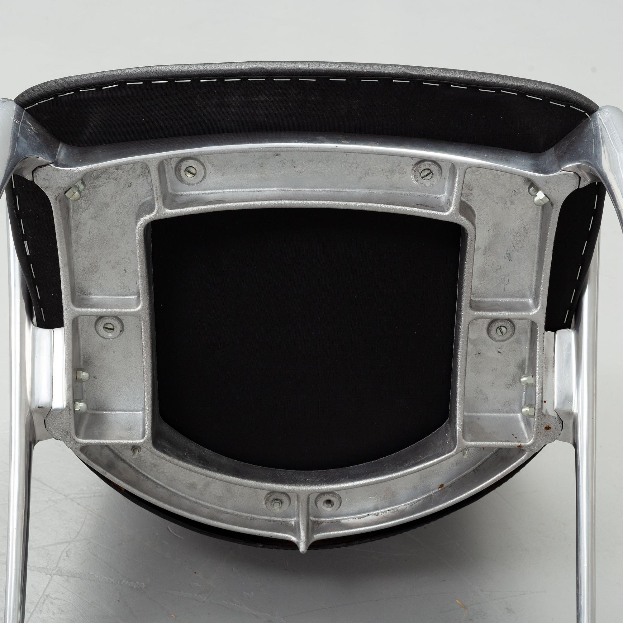 Bernard Dequet, a pair of chairs, second half of the 20th century.