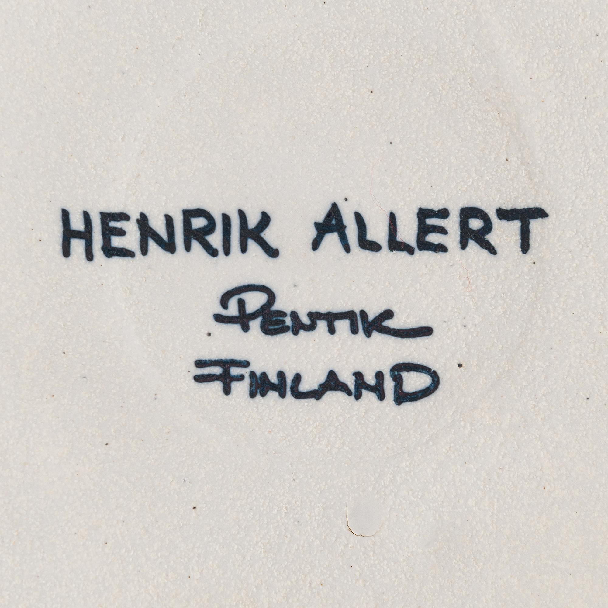 Henrik Allert, a ceramic sculpture, signed Henrik Allert Pentik Finland.