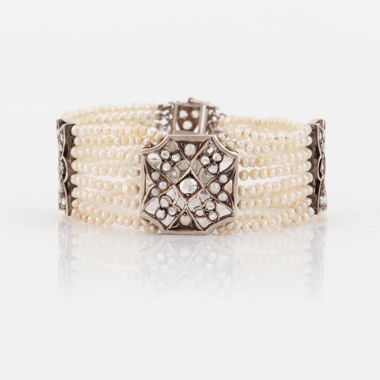 Seed pearl and rose cut diamond bracelet.