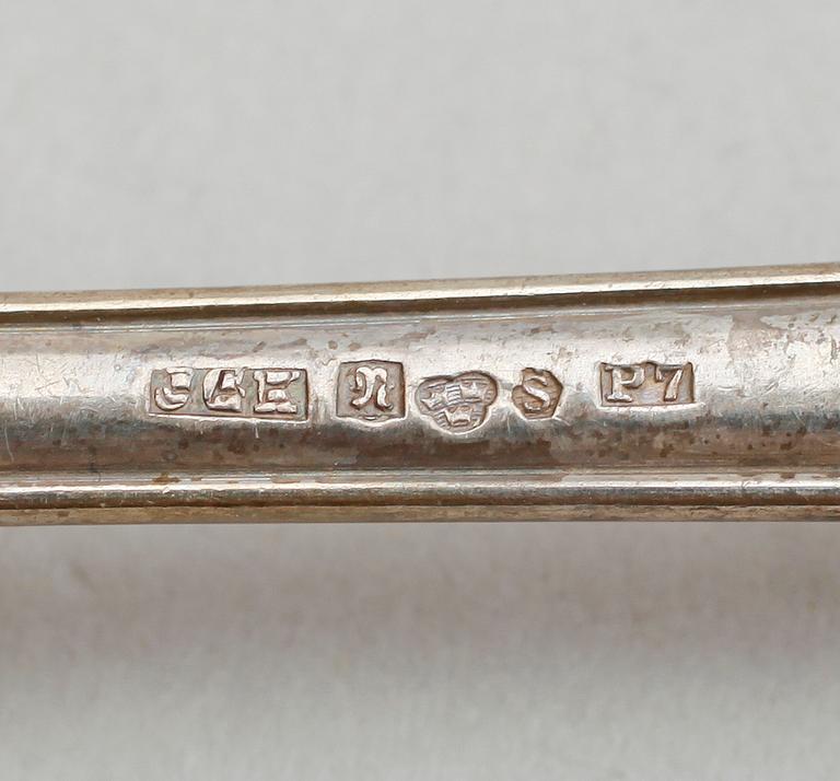 SKEDAR, 7 st (5+2), silver, svenska stämplar, 1900-talets mitt. Vikt ca 363 g.