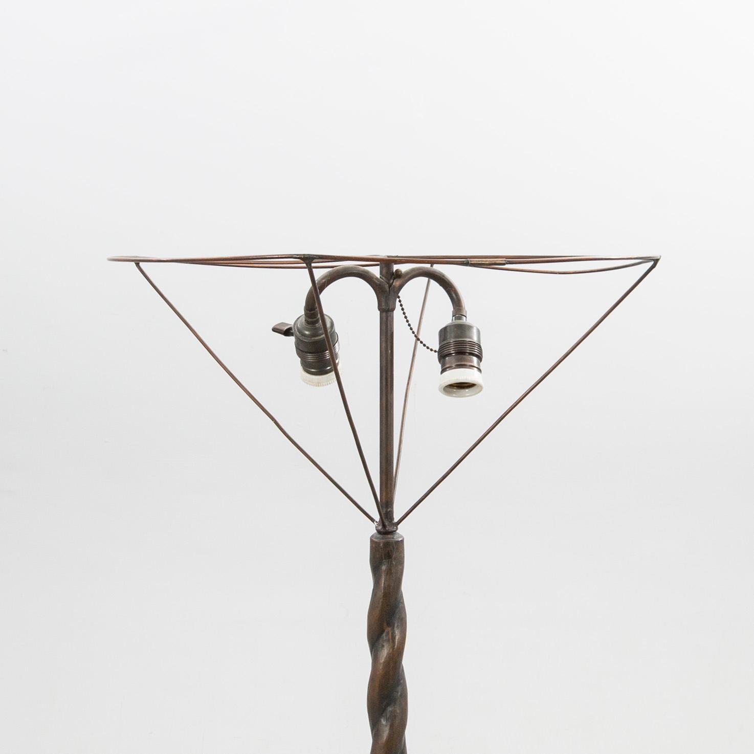 Golvlampa, Jugend, 1900-talets början.