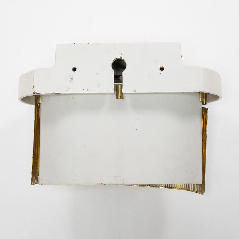 Alvar Aalto, a wall light 'A901' for Valaistustyö.