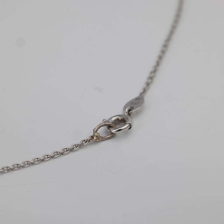 Necklace, 18K white gold, with a heart-shaped pendant in black rhodium-plated white gold set with rubies and brilliant-cut diamonds.