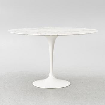 Eero Saarinen, a "Tulip" Arabesco marble top dining table, Knoll.