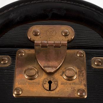 LOUIS VUITTON, a black epi leather briefcase.