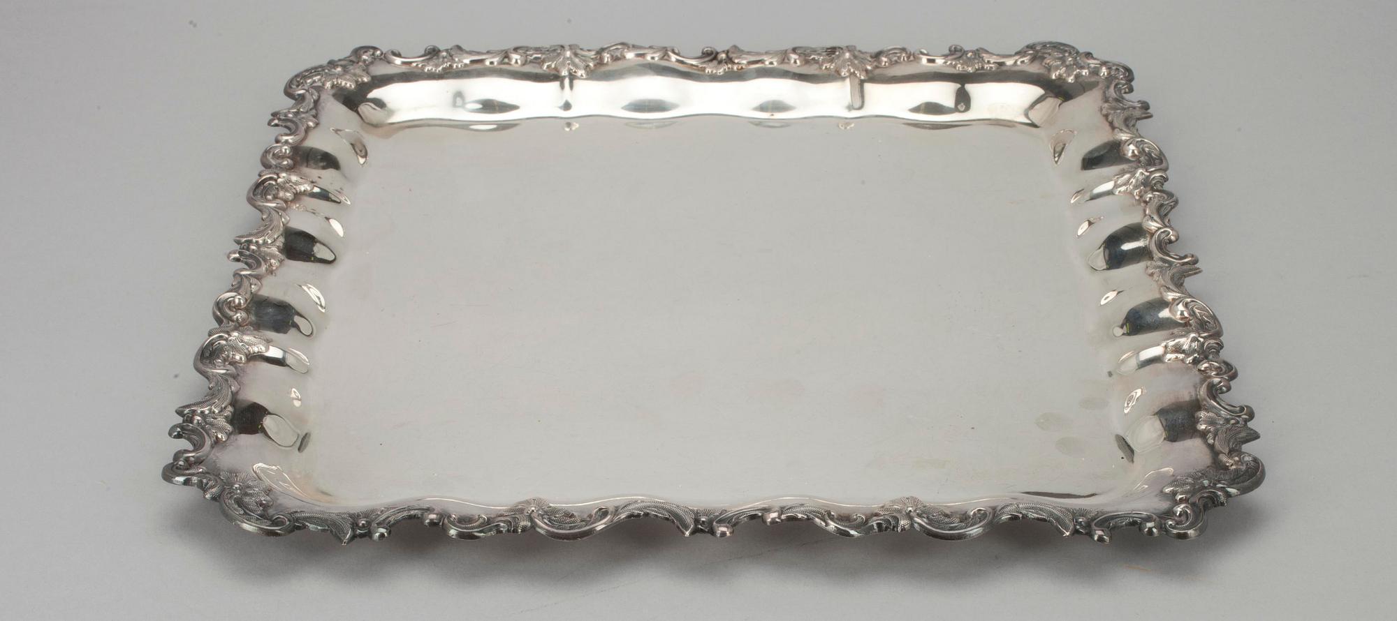 BRICKA, 813 silver, Kultakeskus Oy 1953. Vikt 1190 g.