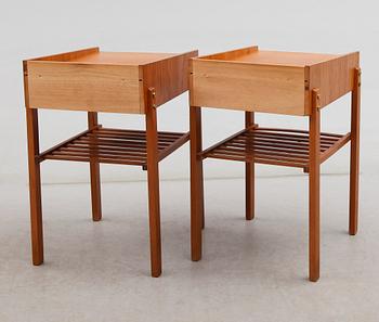 SÄNGBORD, 1 par, 1900-talets andra hälft.