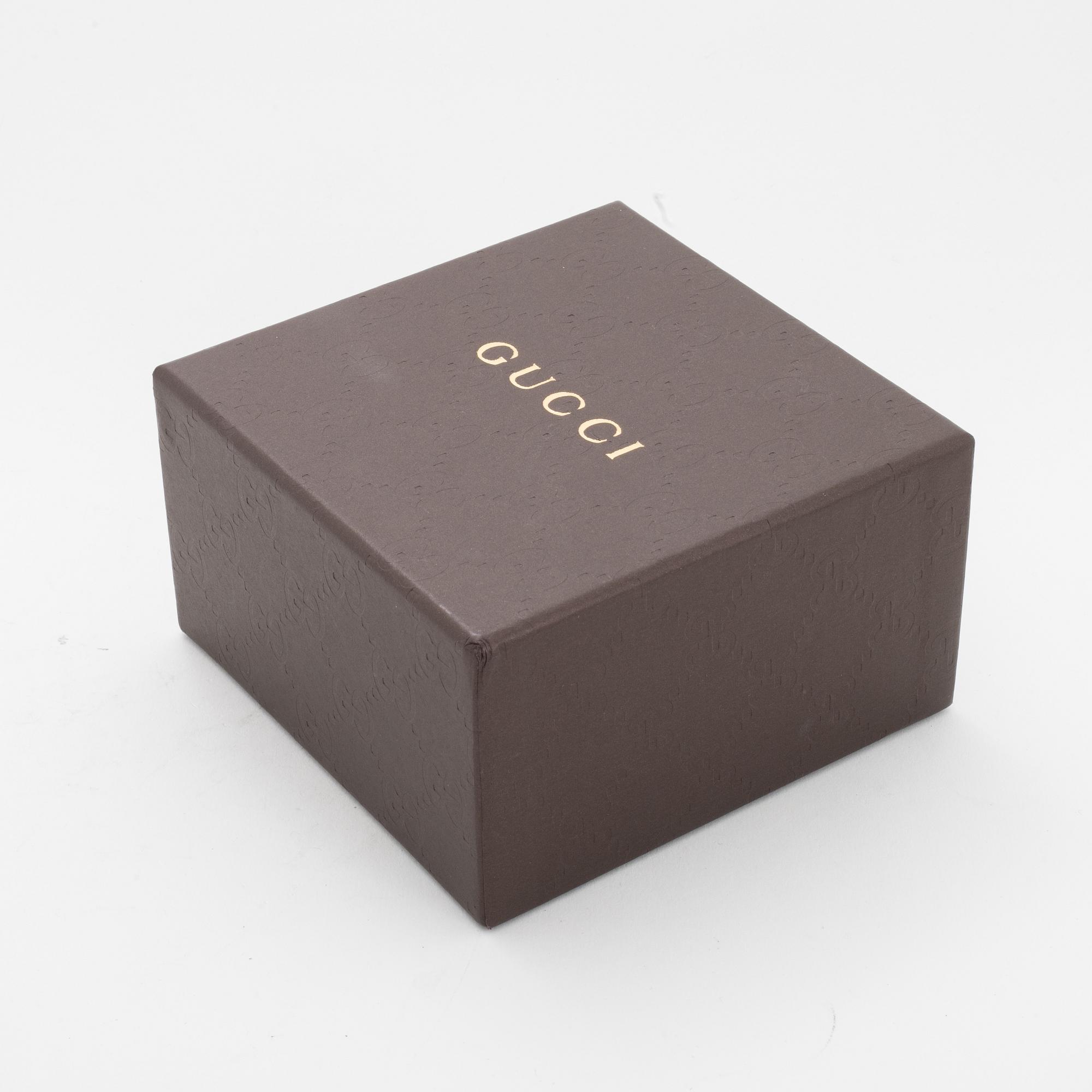 Gucci, 18K gold necklace.