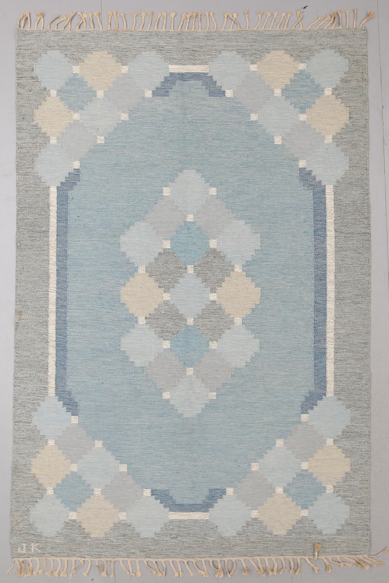 MATTA, rölakan, signerad JK, sannolikt Karin Jönsson. Ca 296 x 201 cm.