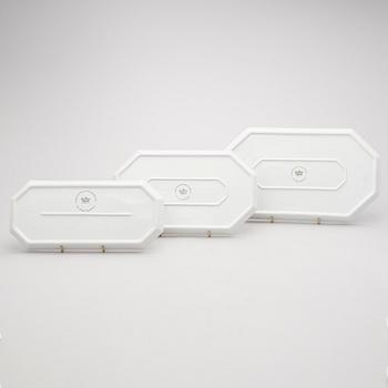 A 53 piece "Winterreise" & "Polygon"  dinner/coffee set by Rut Bryk and Tapio Wirkkala for Rosenthal. Late 20th century.