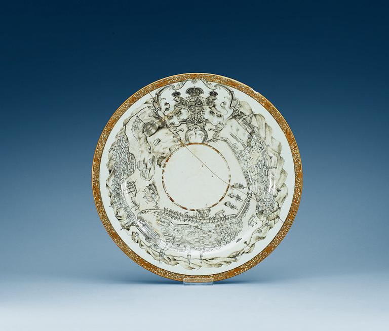 A very rare Armorial Topografical Charger with the Swedish Royal Arms, Qing dynasty, ca 1735-40.