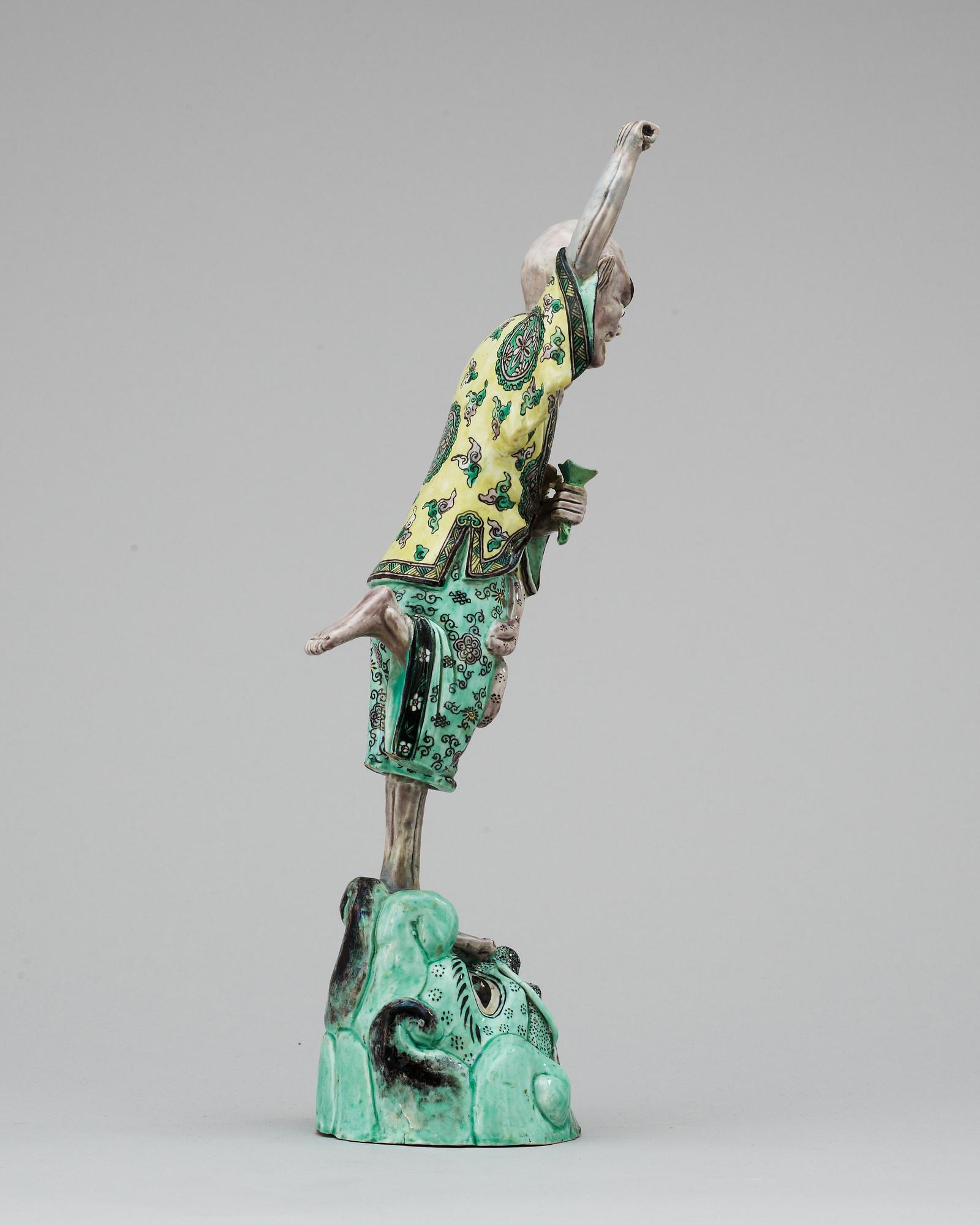 FIGURIN, porslin, Kina,  Kangxistil, Qing dynastin 1800-tal.