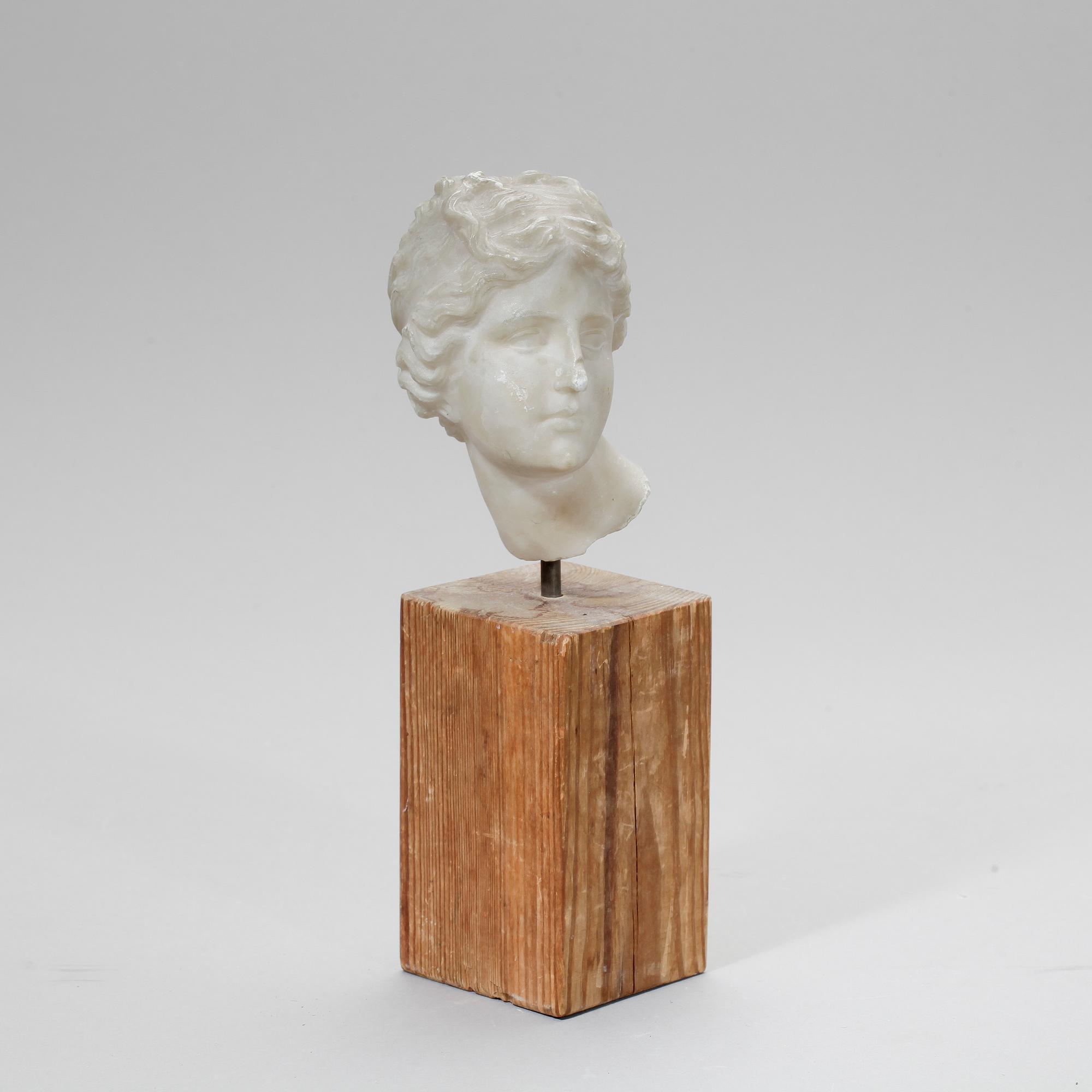 OKÄND KONSTNÄR, skulptur, marmor. Troligen 1800-tal.