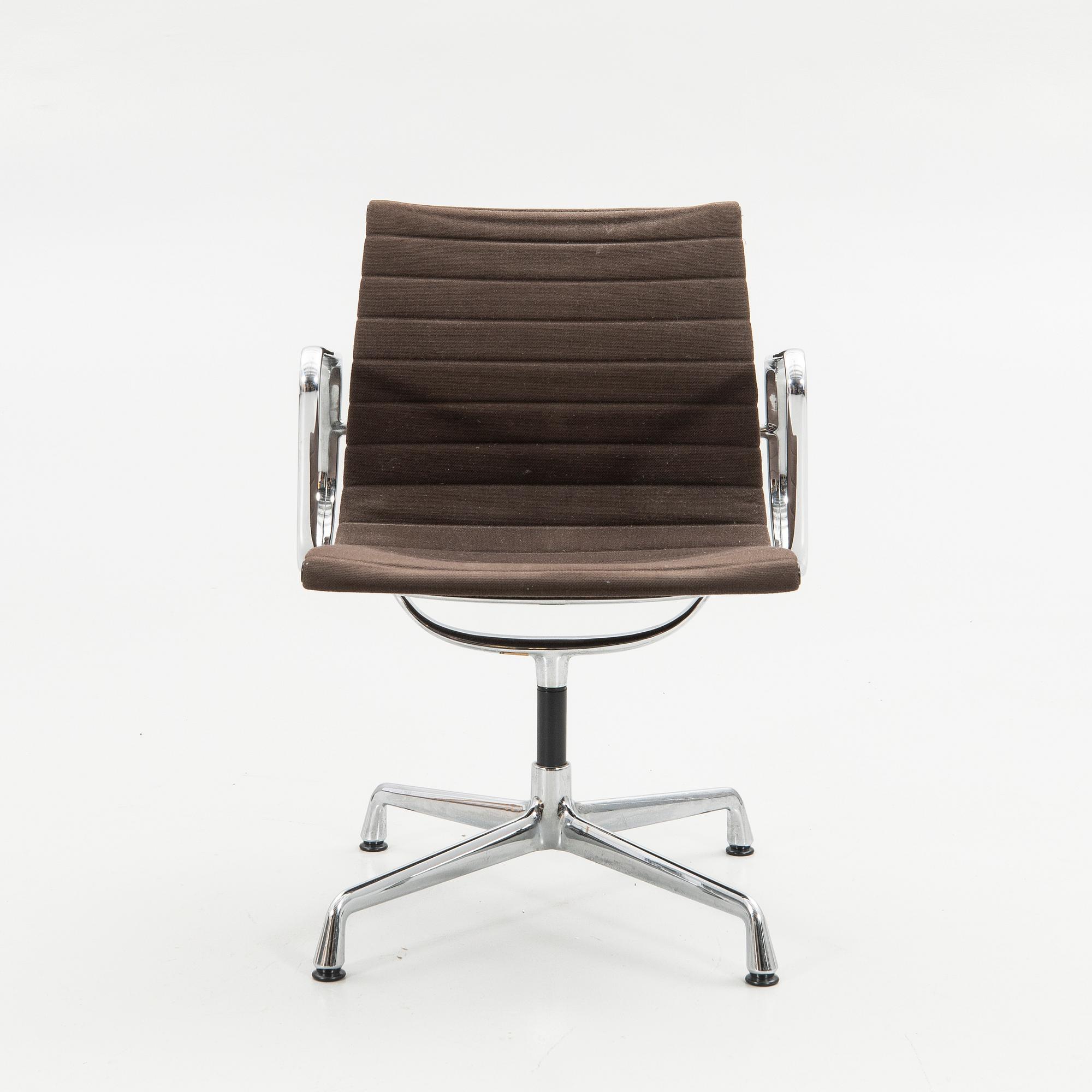 Charles & Ray Eames, skrivbordsstol, "EA 108", Vitra.