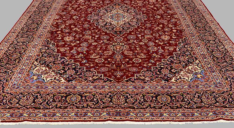 A carpet Kashan, around 460 x 300 cm.